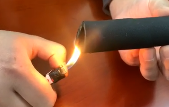 阻燃膠管實驗.png 阻(zǔ)燃膠管實驗.png