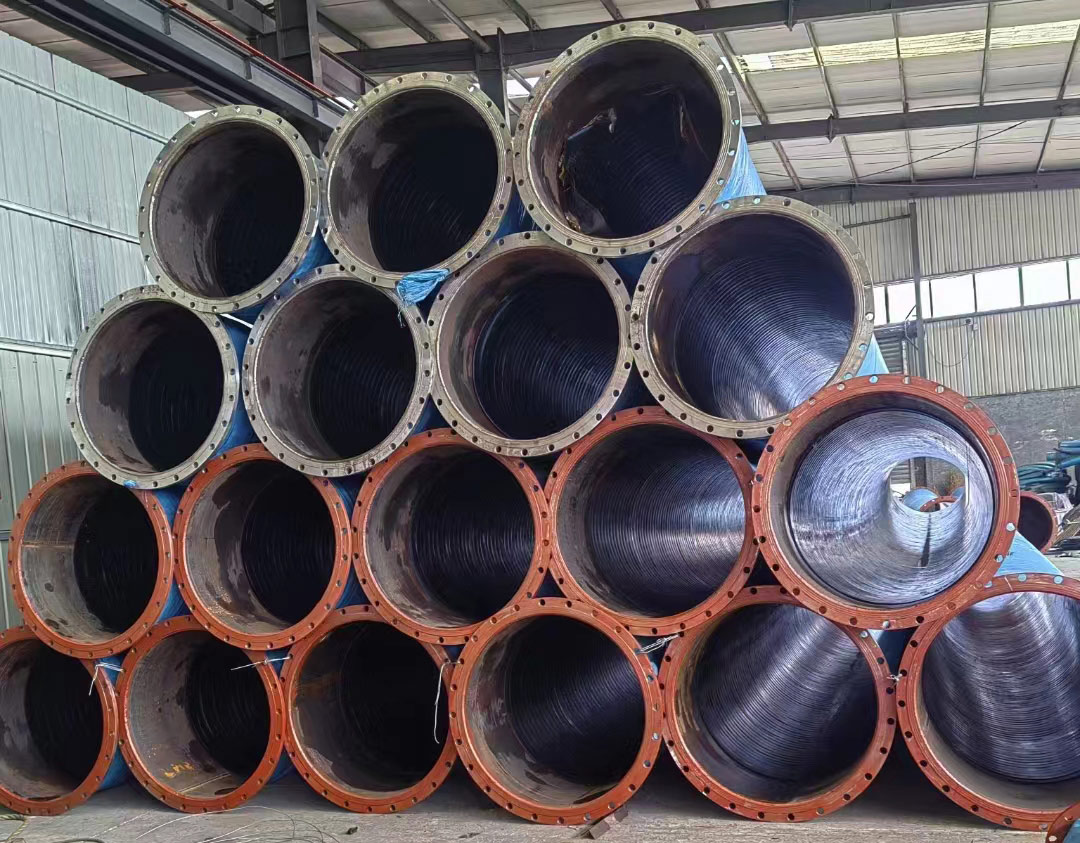 大口(kǒu)徑輸水膠管.jpg 大口徑(jìng)輸水膠管.jpg